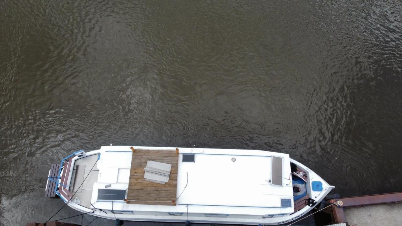 Zouw Hausboat Zakotven -Pouze Ubytovani Roudnice nad Labem Kültér fotó