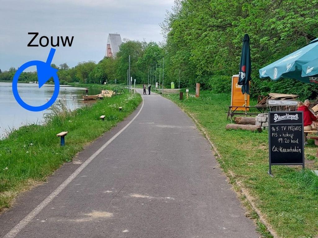 Zouw Hausboat Zakotven -Pouze Ubytovani Roudnice nad Labem Kültér fotó